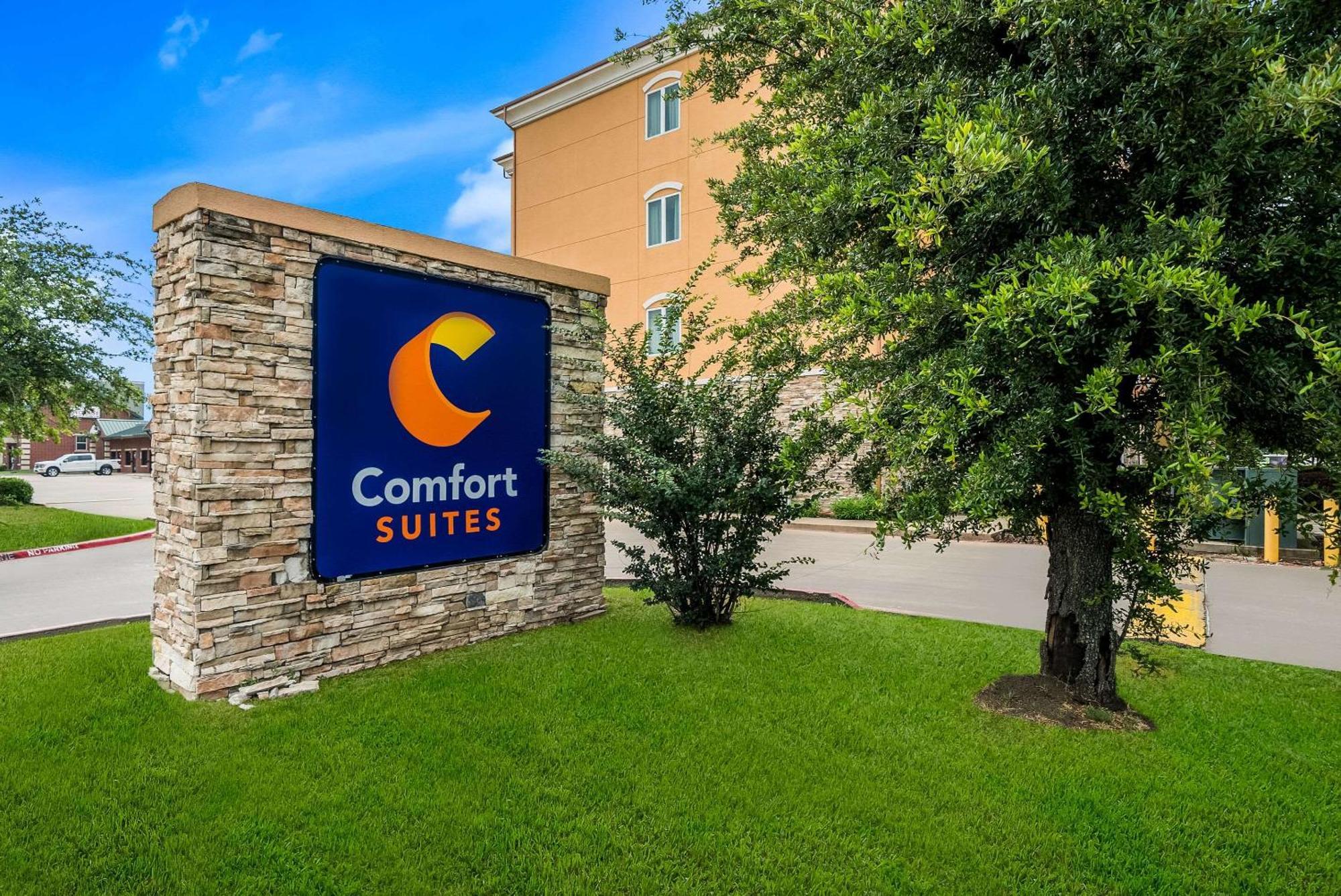 Comfort Suites Plano - Dallas North Bagian luar foto
